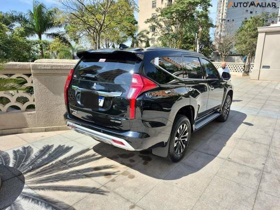 MITSUBISHI PAJERO SPORT 2.4 16V MIVEC TURBO DIESEL HPE-S AWD AUTOMÁTICO